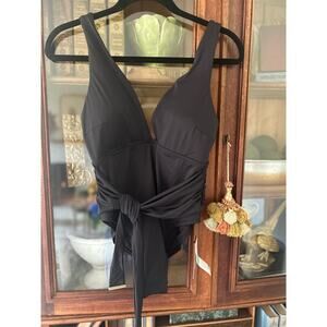 Vince Camuto Women's Side-Tie-Belt Plunge-Neck One-Piece Swimsuit black NWT Sz 8